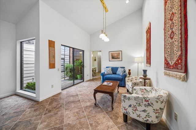 9612 Bayou Brook Street, Houston, TX 77063