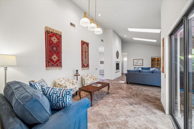 9612 Bayou Brook Street, Houston, TX 77063