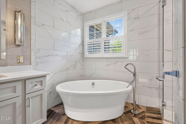 235 Franconia Way, Apex, NC 27502