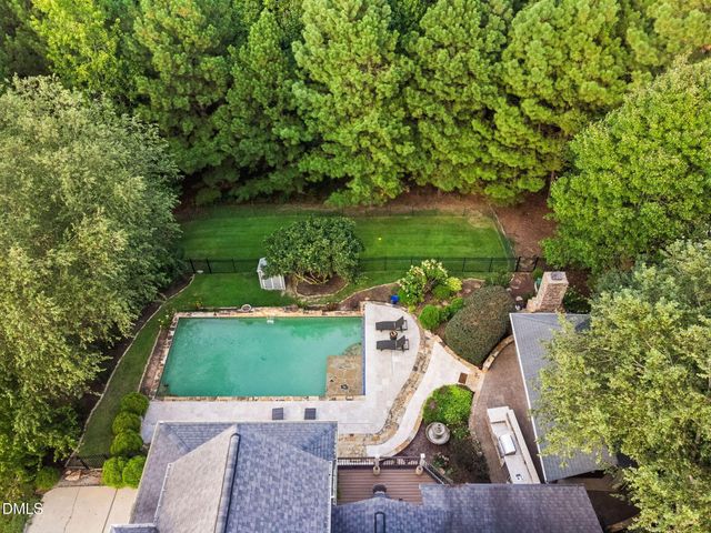 235 Franconia Way, Apex, NC 27502