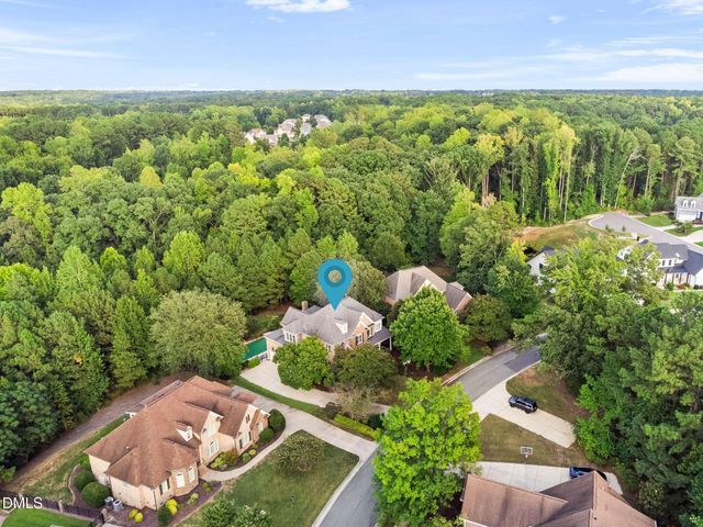 235 Franconia Way, Apex, NC 27502