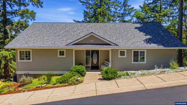 151 Rockridge Lp, Eugene, OR 97405