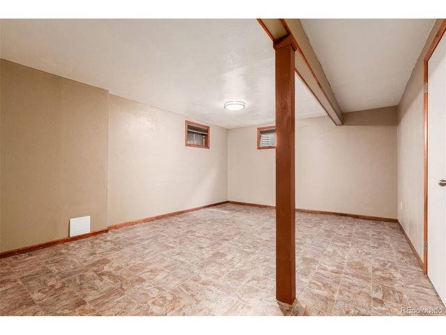 3960 S Argonne Way, Aurora, CO 80013