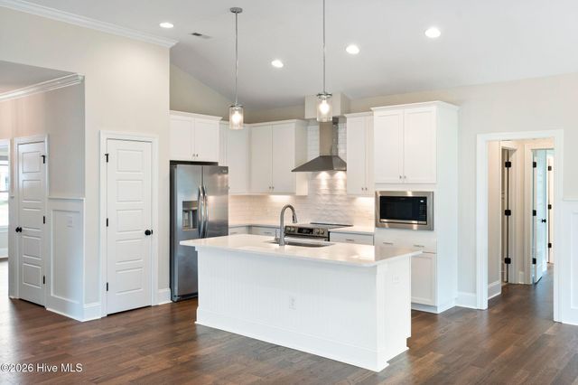 6880 Campbells Ridge Drive SE, Leland, NC 28451