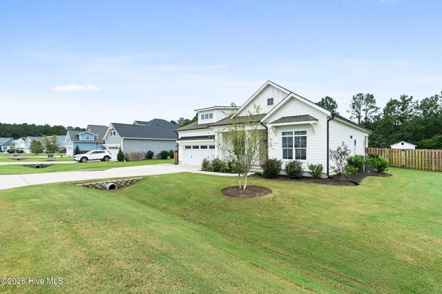 6880 Campbells Ridge Drive SE, Leland, NC 28451