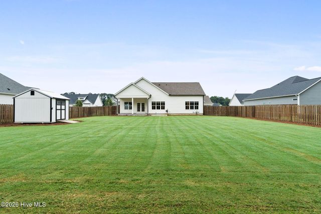 6880 Campbells Ridge Drive SE, Leland, NC 28451