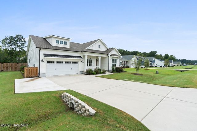 6880 Campbells Ridge Drive SE, Leland, NC 28451