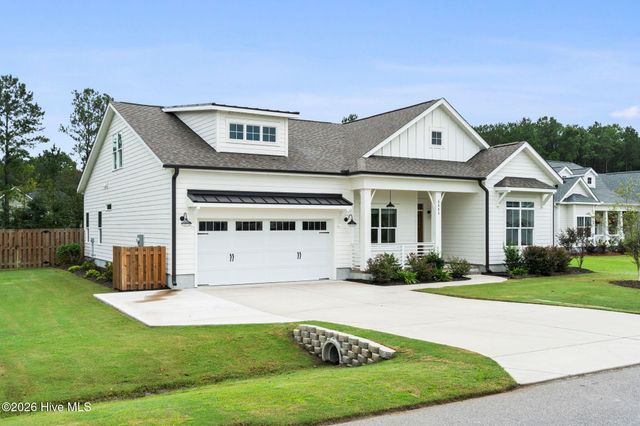 6880 Campbells Ridge Drive SE, Leland, NC 28451