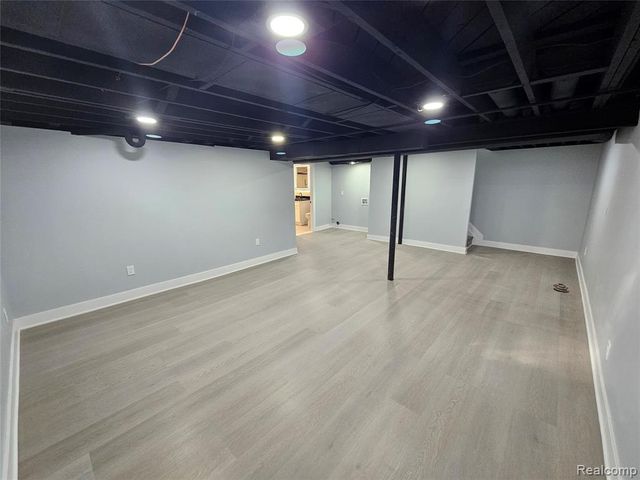 26112 Cunningham Drive, Warren, MI 48091