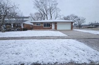 26112 Cunningham Drive, Warren, MI 48091