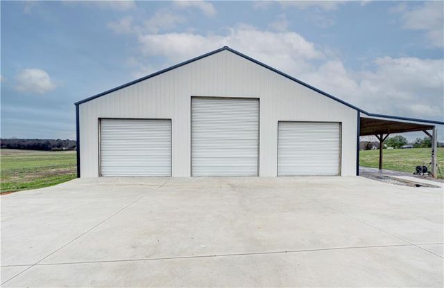 2453 Boone Ford SE Road, Calhoun, GA 30701