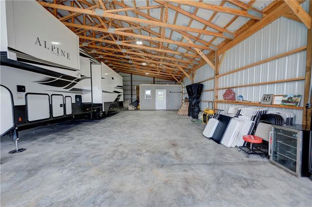 2453 Boone Ford SE Road, Calhoun, GA 30701