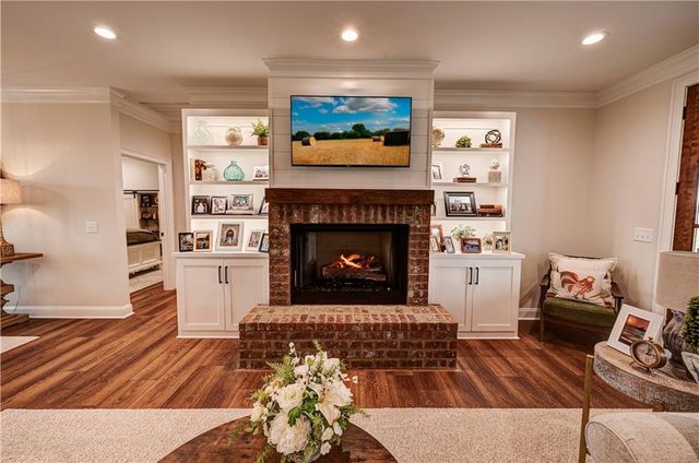 2453 Boone Ford SE Road, Calhoun, GA 30701