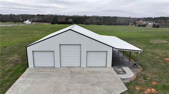 2453 Boone Ford SE Road, Calhoun, GA 30701