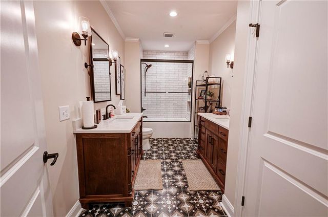 2453 Boone Ford SE Road, Calhoun, GA 30701