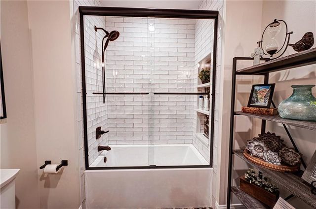 2453 Boone Ford SE Road, Calhoun, GA 30701