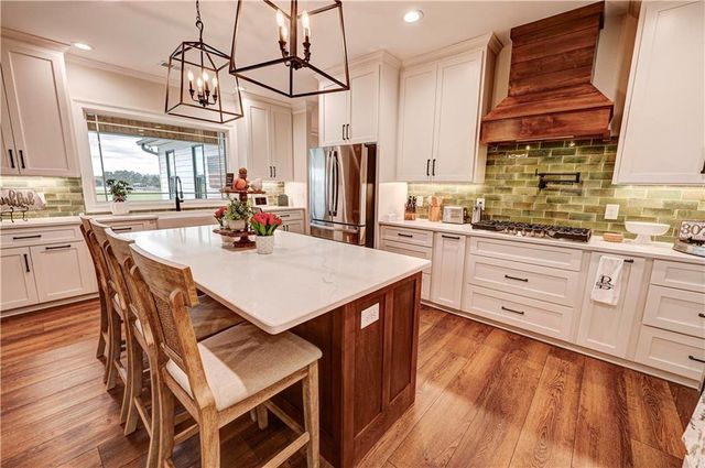 2453 Boone Ford SE Road, Calhoun, GA 30701