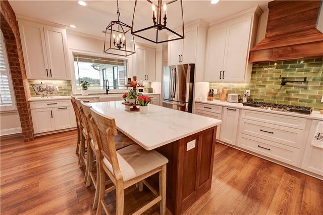 2453 Boone Ford SE Road, Calhoun, GA 30701