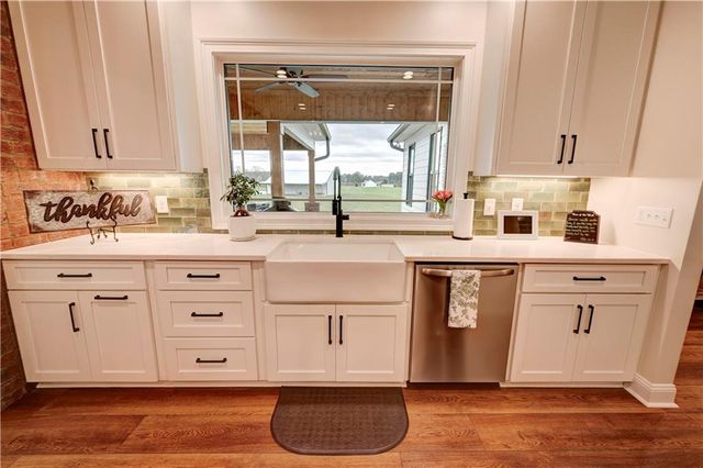 2453 Boone Ford SE Road, Calhoun, GA 30701