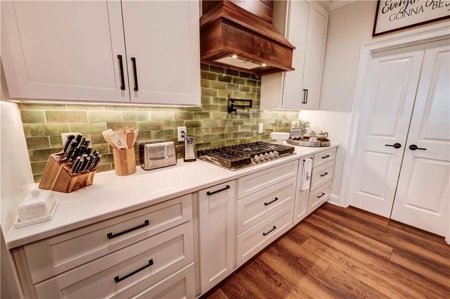 2453 Boone Ford SE Road, Calhoun, GA 30701