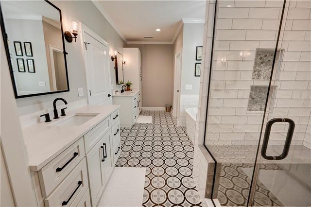 2453 Boone Ford SE Road, Calhoun, GA 30701