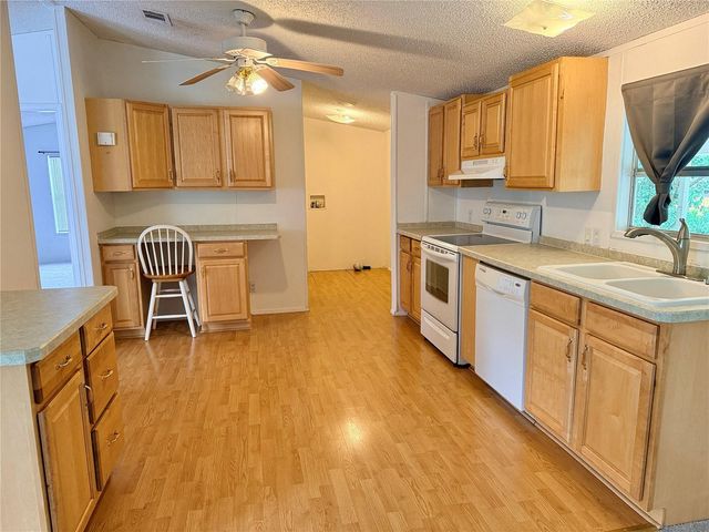 2011 NW 28TH COURT, Ocala, FL 34475