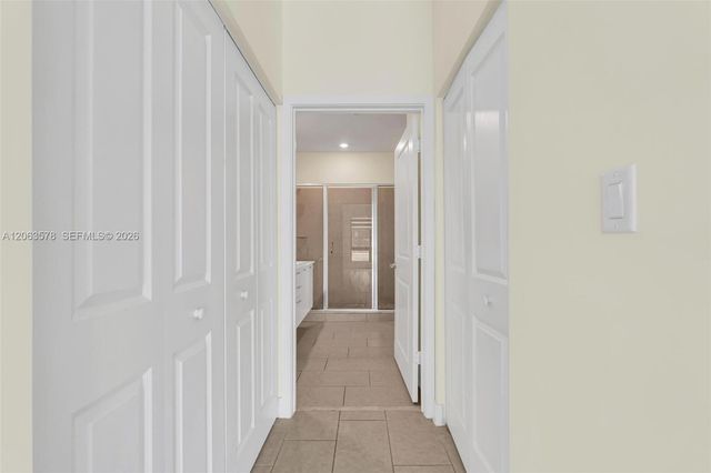 8167 NW 41st Street E-110, Doral, FL 33166