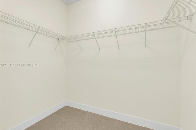 8167 NW 41st Street E-110, Doral, FL 33166