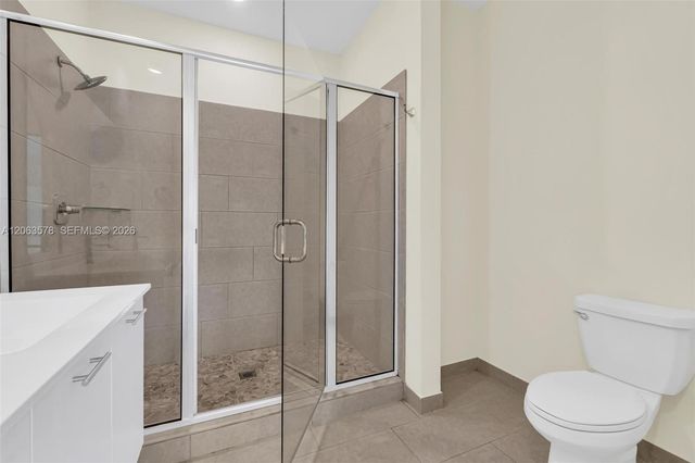 8167 NW 41st Street E-110, Doral, FL 33166