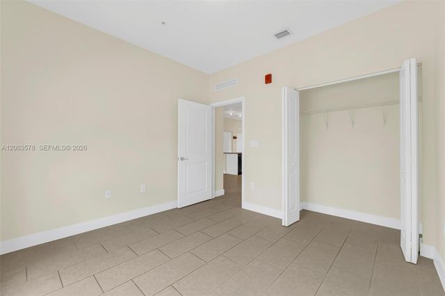 8167 NW 41st Street E-110, Doral, FL 33166