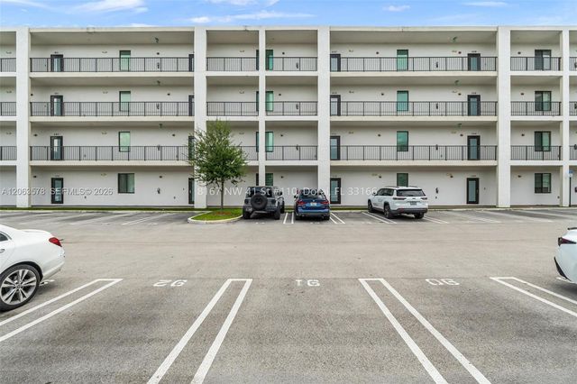 8167 NW 41st Street E-110, Doral, FL 33166