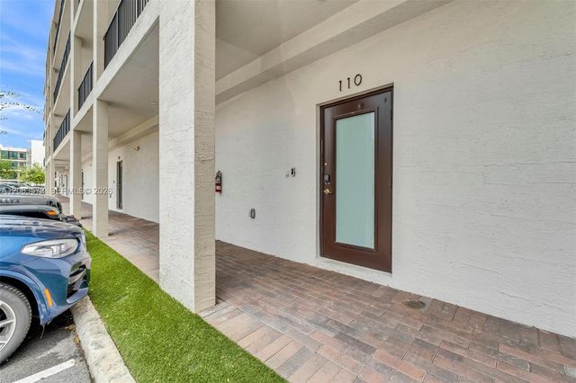 8167 NW 41st Street E-110, Doral, FL 33166