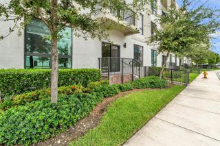 8167 NW 41st Street E-110, Doral, FL 33166
