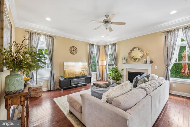 21 BUOY DR, Mount Laurel, NJ 08054