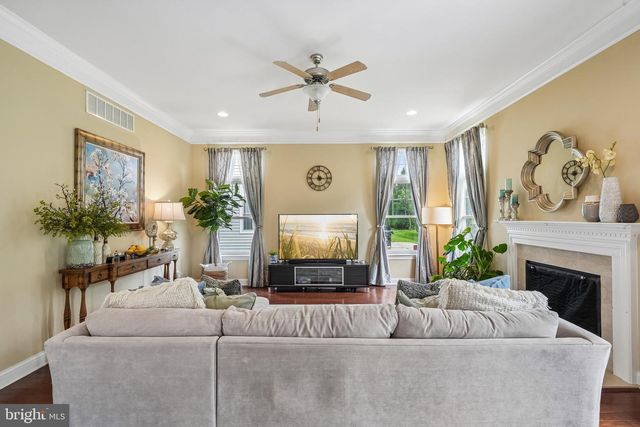 21 BUOY DR, Mount Laurel, NJ 08054