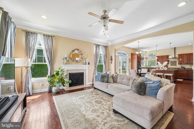 21 BUOY DR, Mount Laurel, NJ 08054
