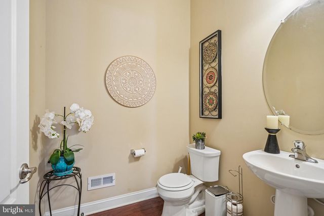 21 BUOY DR, Mount Laurel, NJ 08054