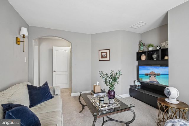 21 BUOY DR, Mount Laurel, NJ 08054