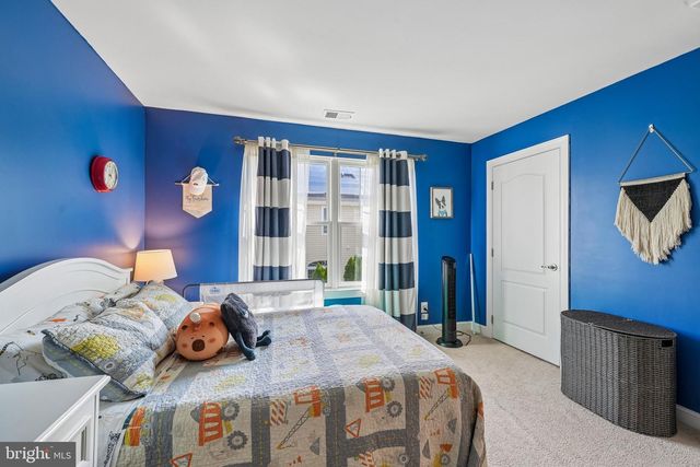 21 BUOY DR, Mount Laurel, NJ 08054