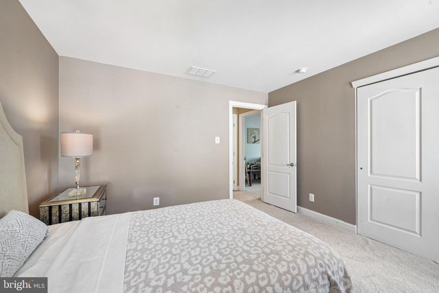 21 BUOY DR, Mount Laurel, NJ 08054