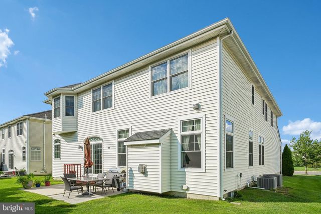 21 BUOY DR, Mount Laurel, NJ 08054