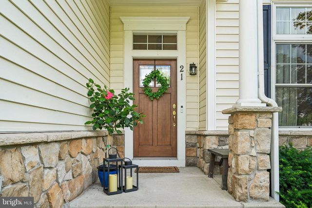 21 BUOY DR, Mount Laurel, NJ 08054