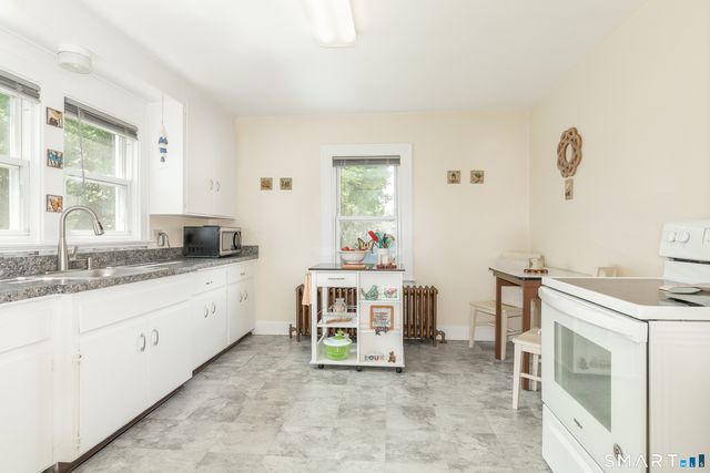 59 Maple Street, Branford, CT 06405