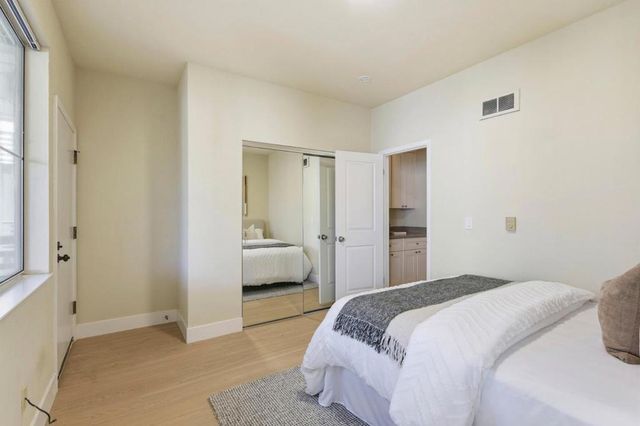 929 E El Camino Real 424F, Sunnyvale, CA 94087