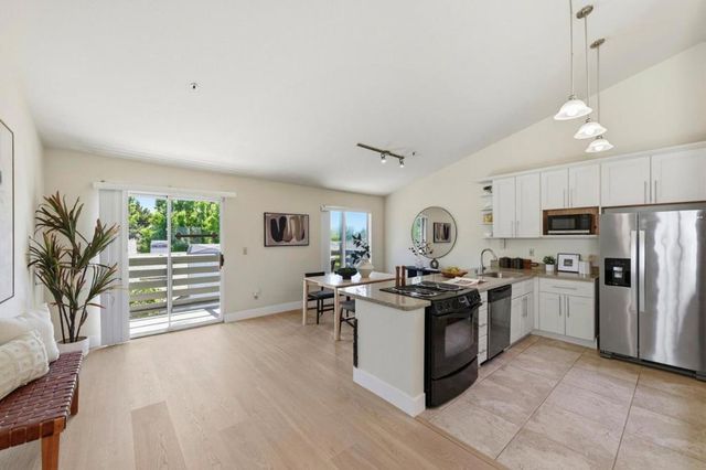 929 E El Camino Real 424F, Sunnyvale, CA 94087