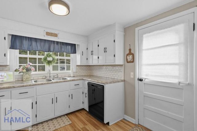 120 Carter Street, Jesup, GA 31545