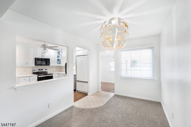 9 Riviera Dr, Somerville Boro, NJ 08876
