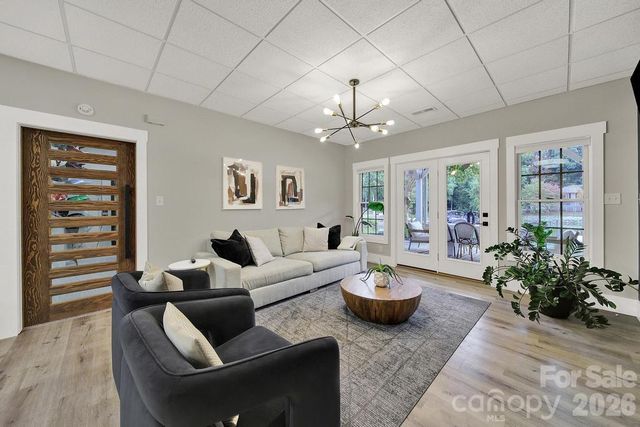 388 Ponderosa Circle, Mooresville, NC 28117
