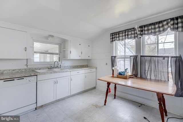 402 PINE ST, Laurel, DE 19956