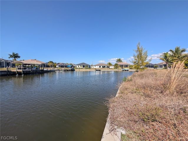 3100 SW 22nd AVE, Cape Coral, FL 33914